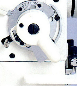 Highlead GG0068-1 Industrial Sewing Machine with Assembled Table and Servo Motor