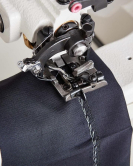 Reliable 7200SB Direct Drive Blindstitch Sewing Machine With Skip Stitch, Assembled Table